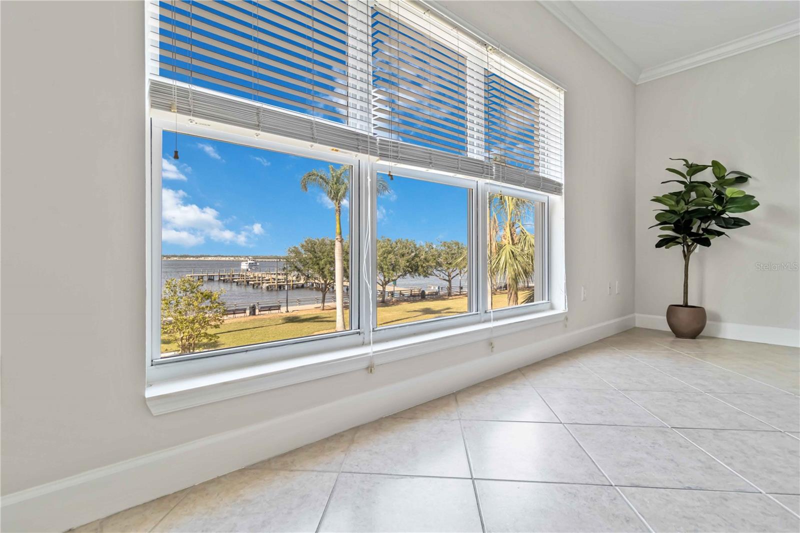 RIVER DANCE - Residential