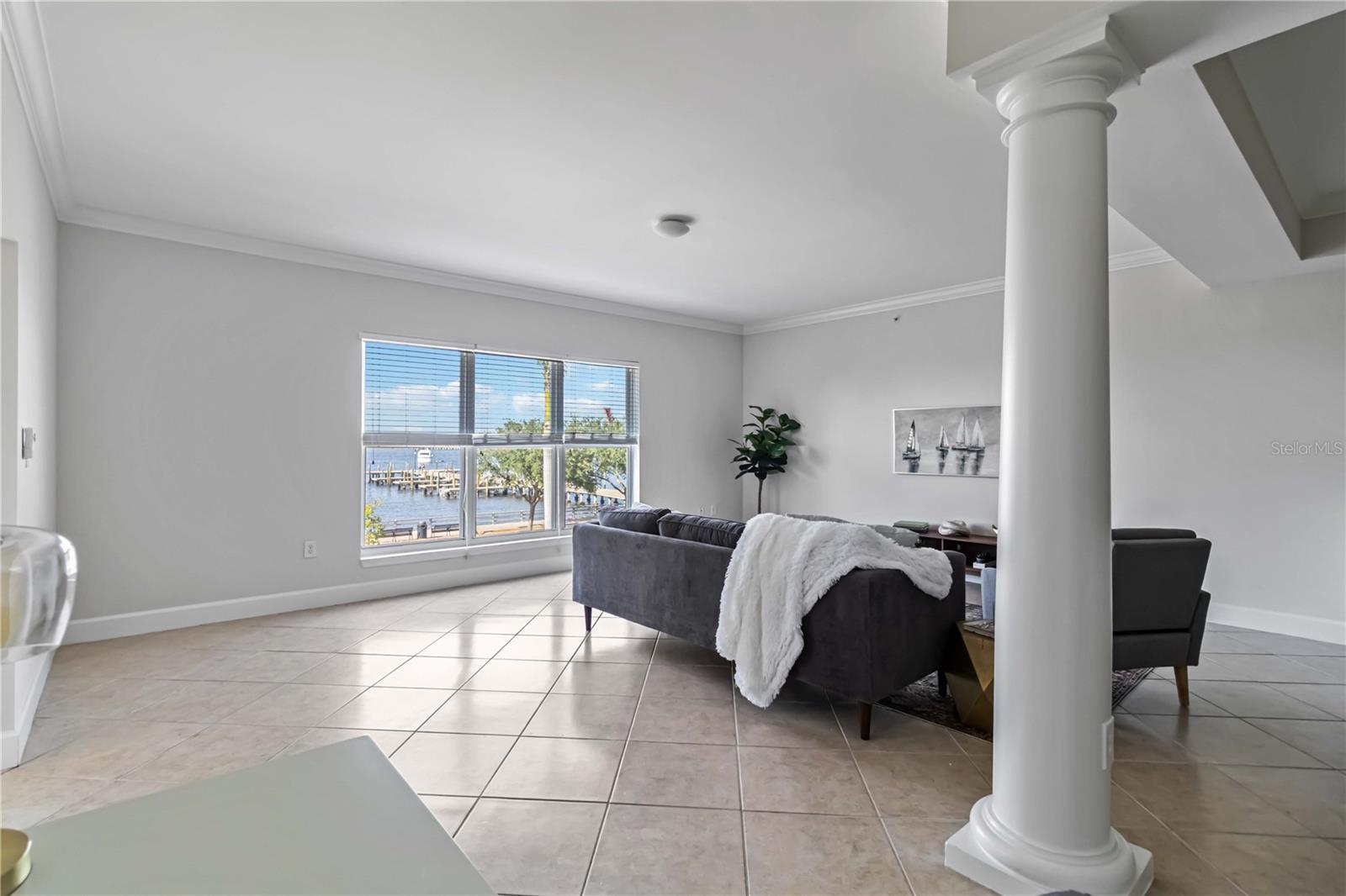 RIVER DANCE - Residential