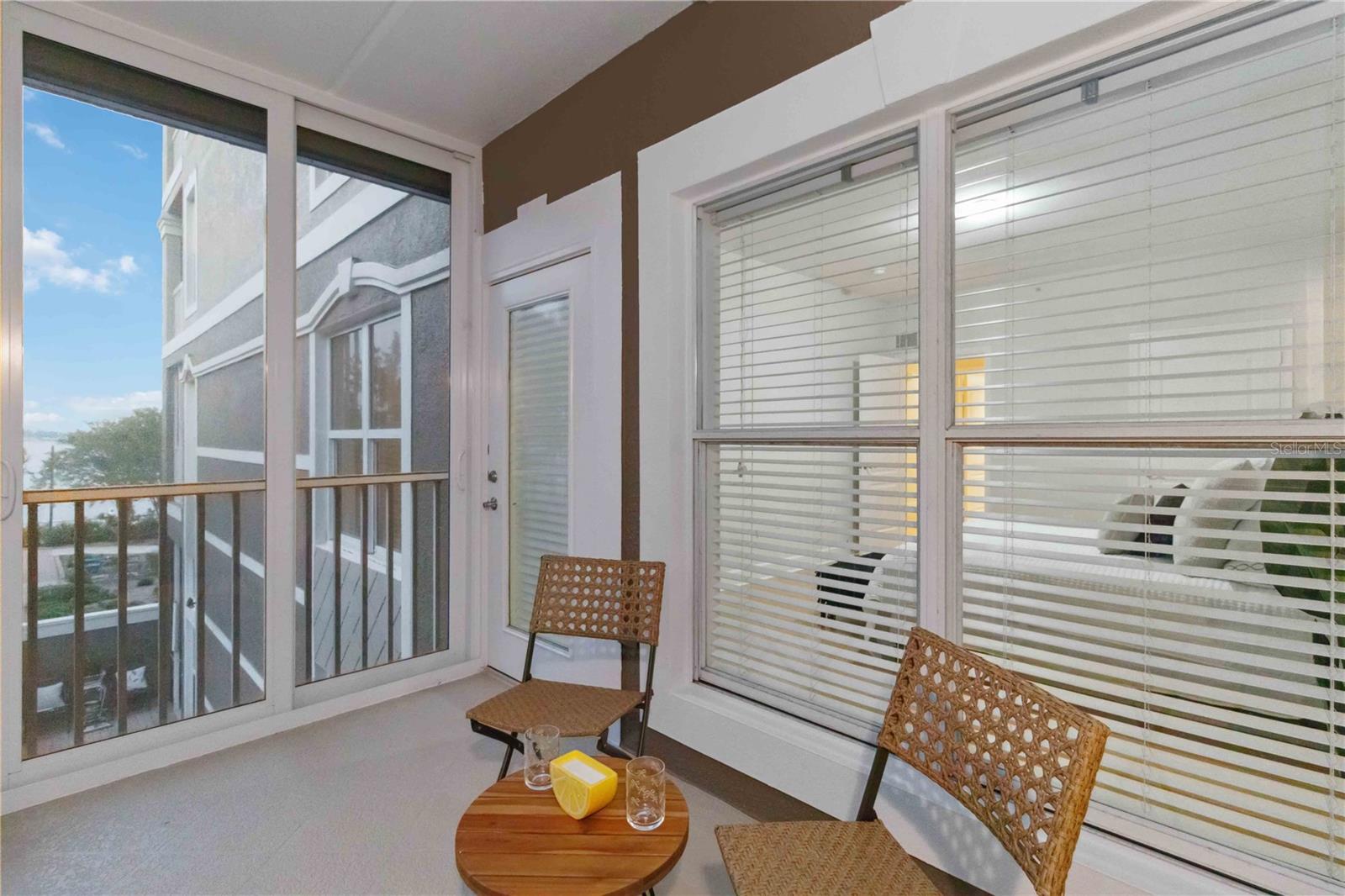 RIVER DANCE - Residential