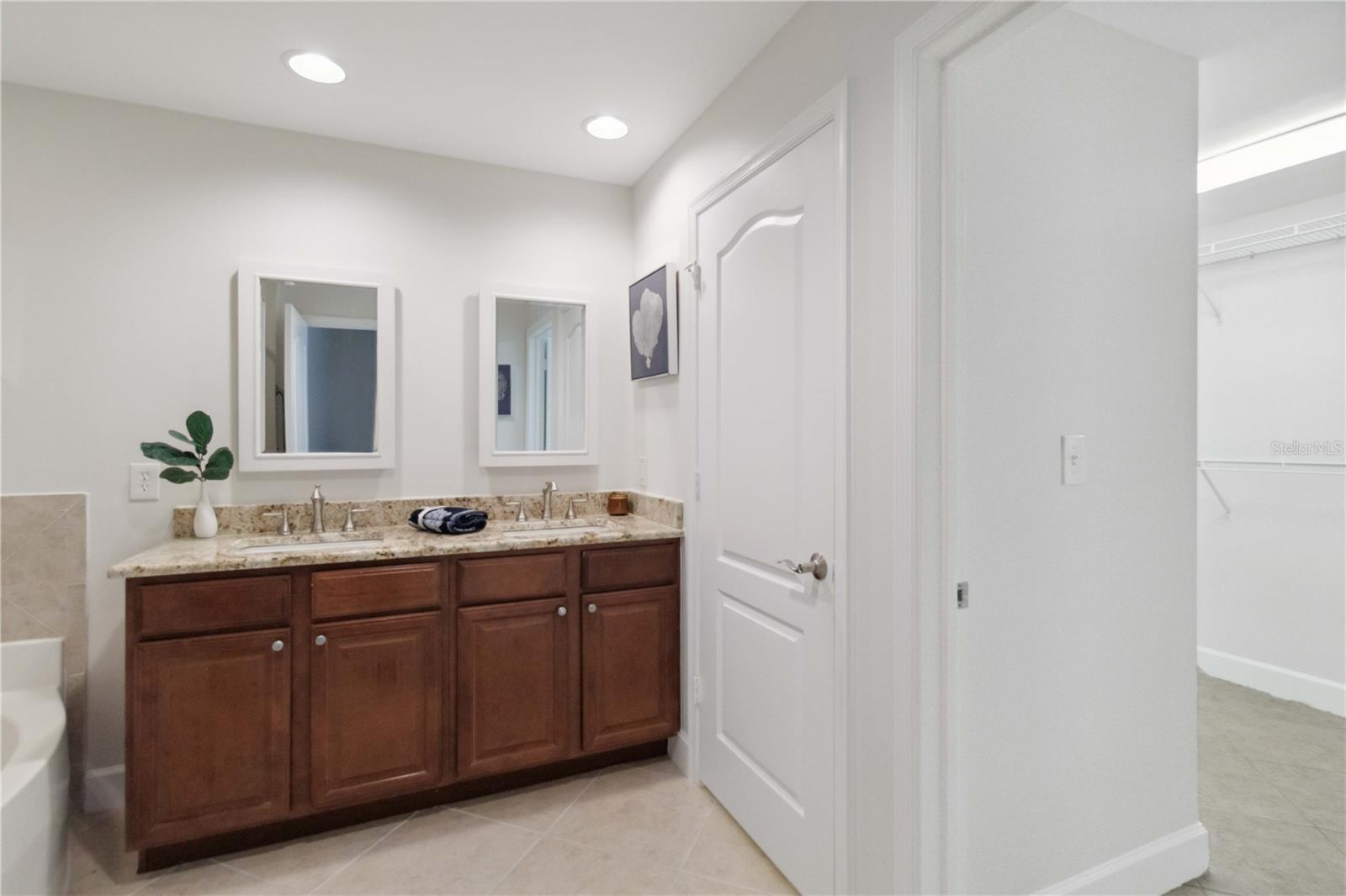 RIVER DANCE - Residential