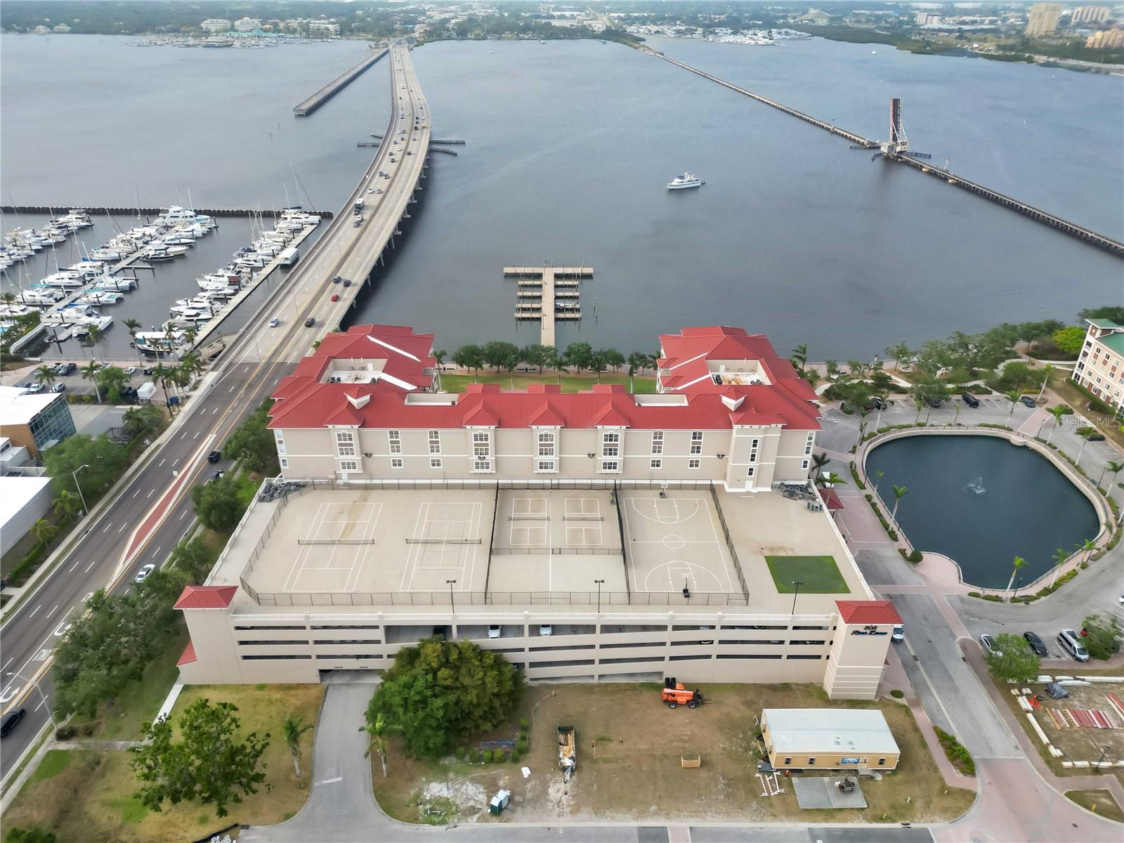 RIVER DANCE - Residential