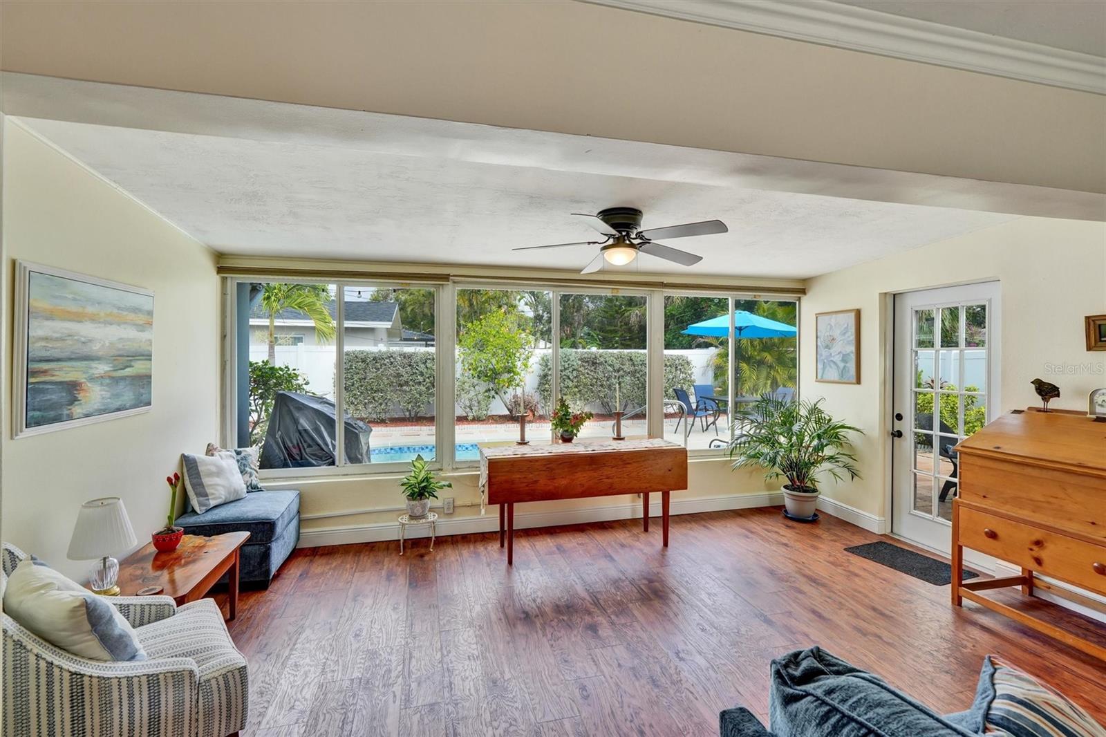 RIVIERA THE - Residential