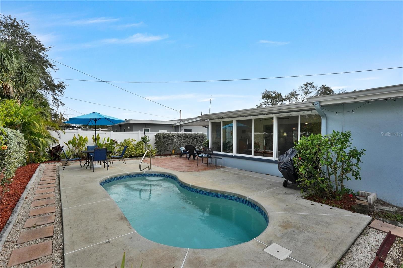 RIVIERA THE - Residential