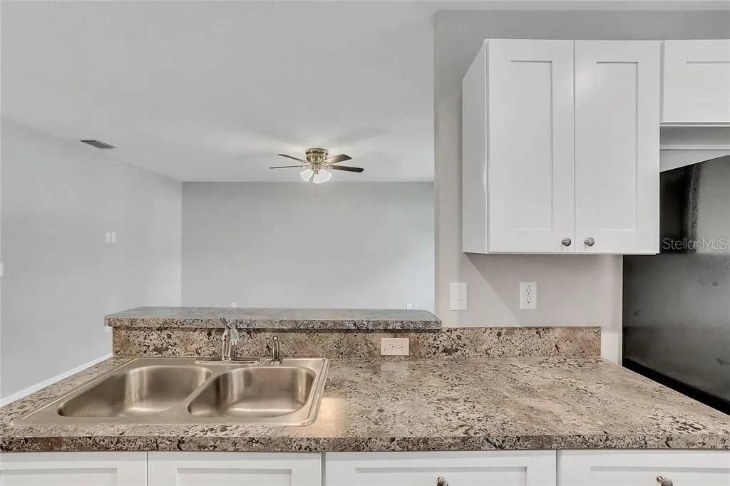 Photo of 523 Carroll Avenue, Lakeland, FL 33815 (MLS # L4958458)