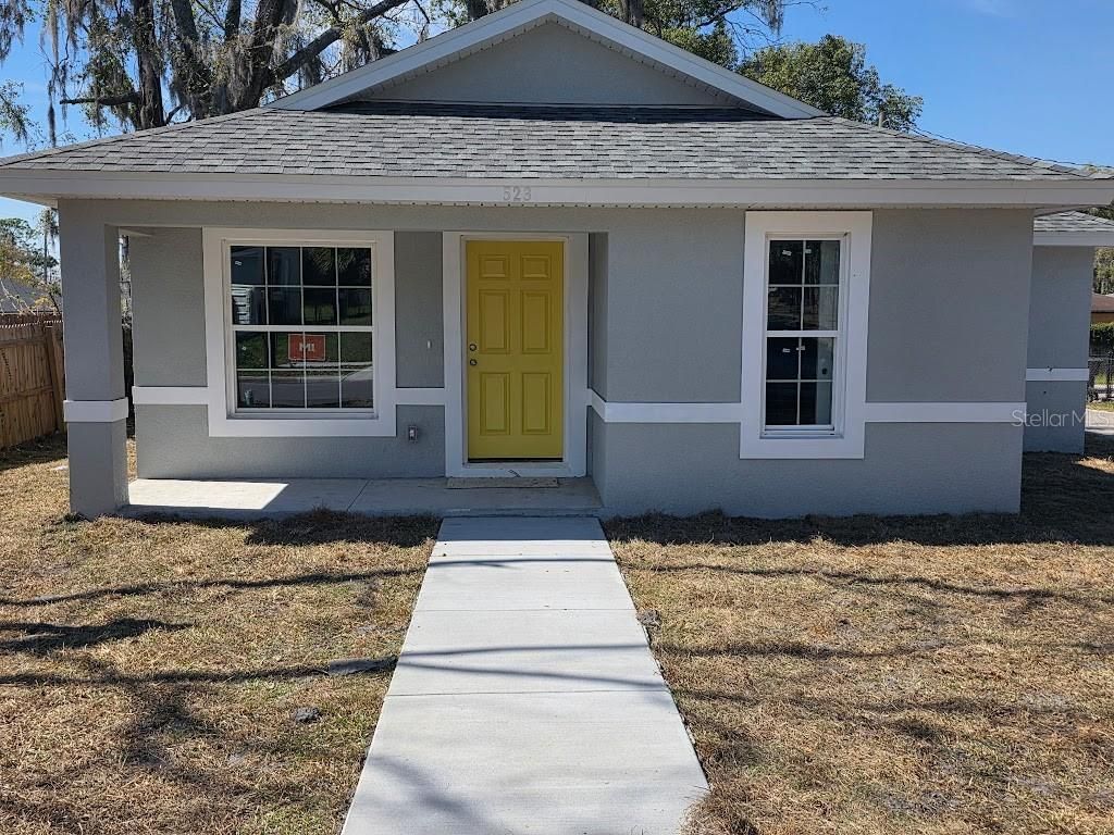 Photo of 523 Carroll Avenue, Lakeland, FL 33815 (MLS # L4958458)