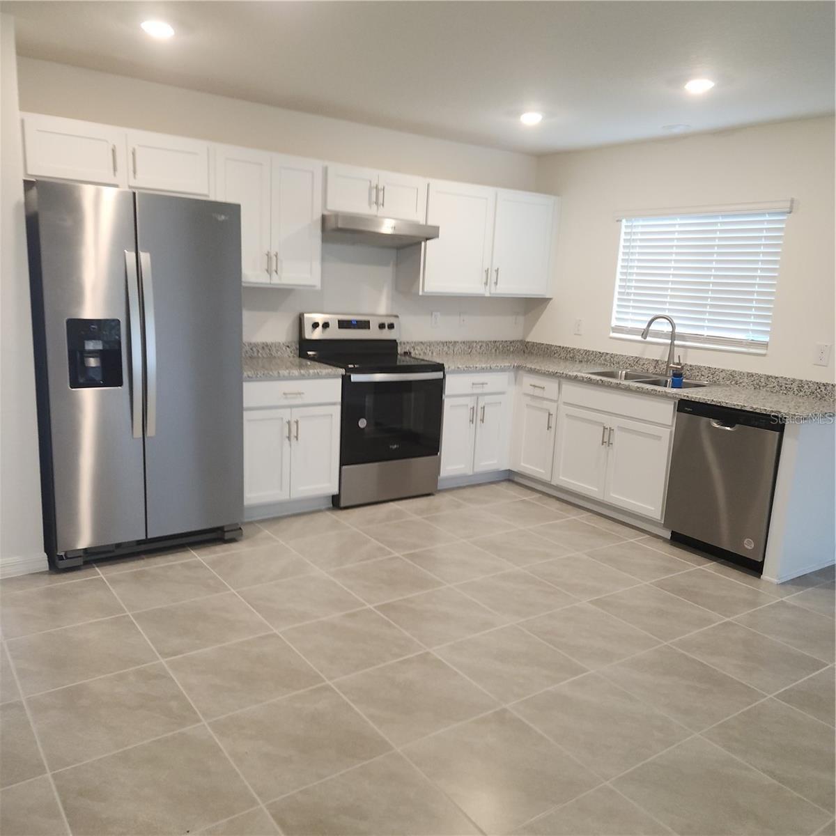 RIVER RUN - Residential Lease