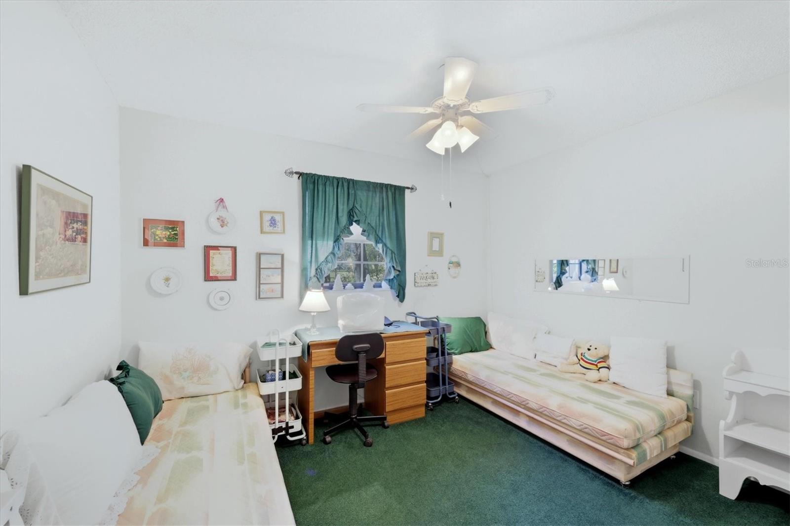 OAK FORREST - Residential