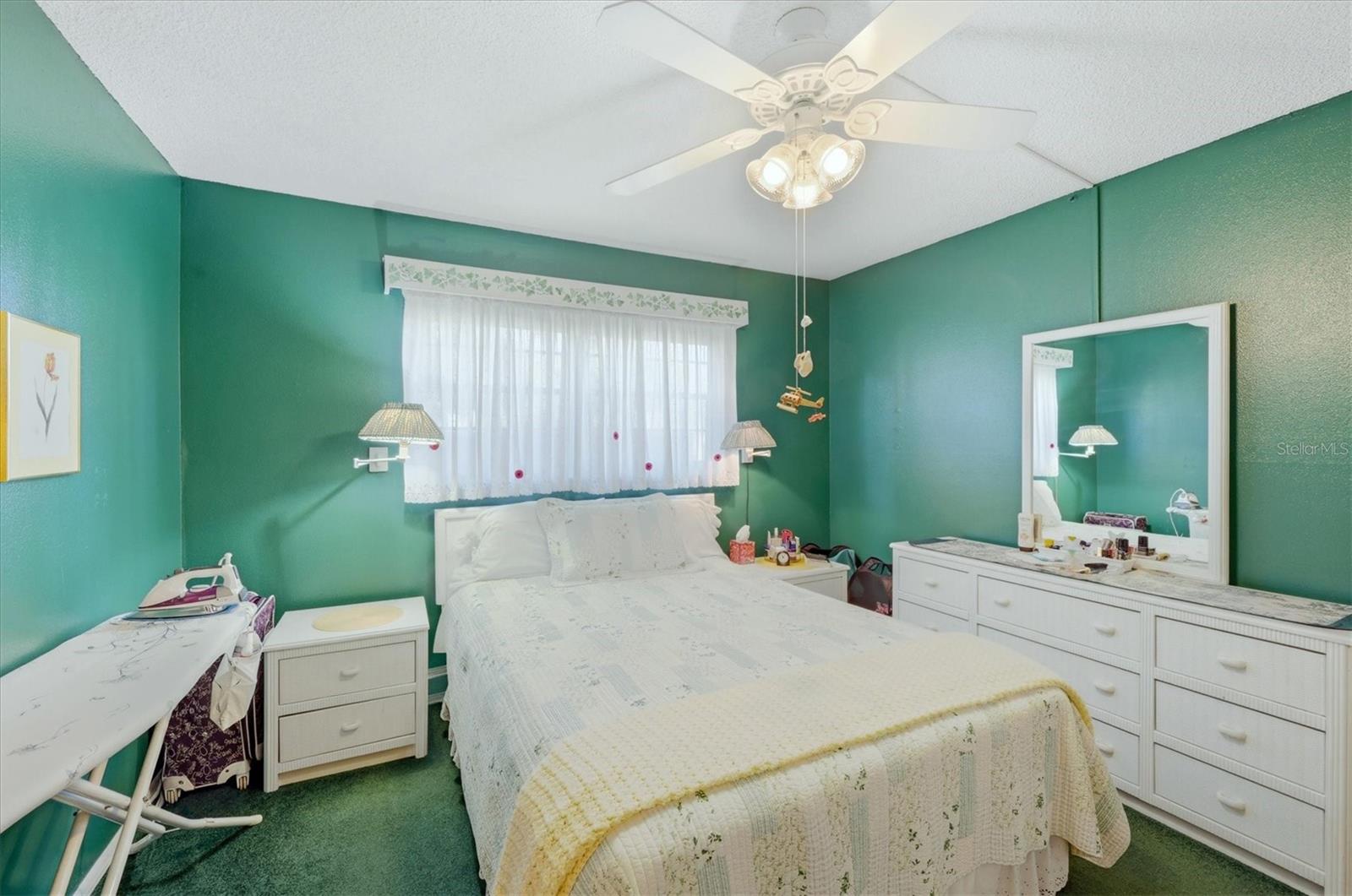 OAK FORREST - Residential