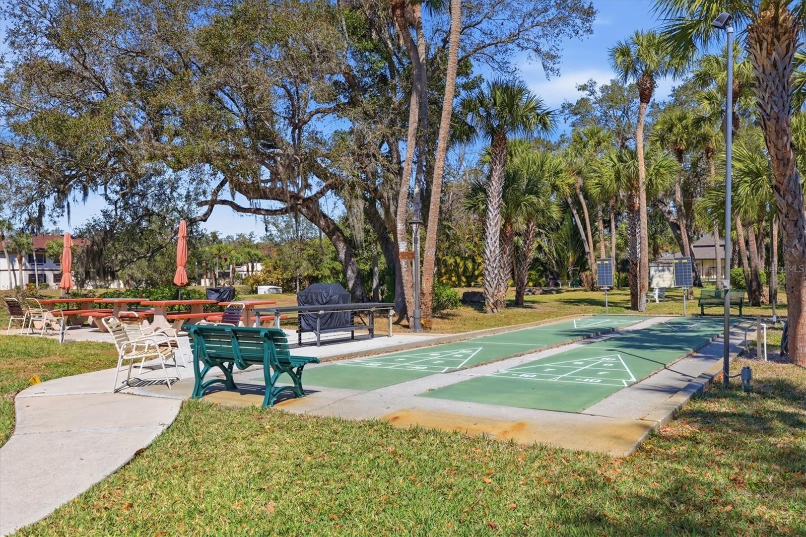 OAK FORREST - Residential