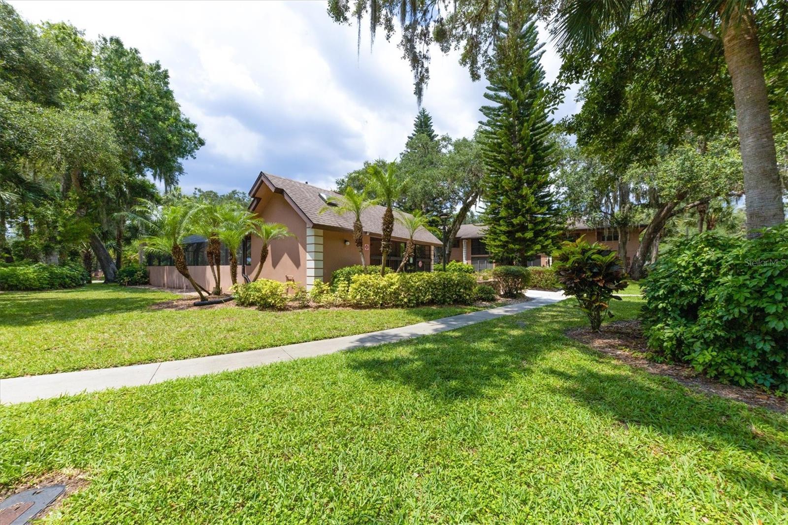 OAK FORREST - Residential