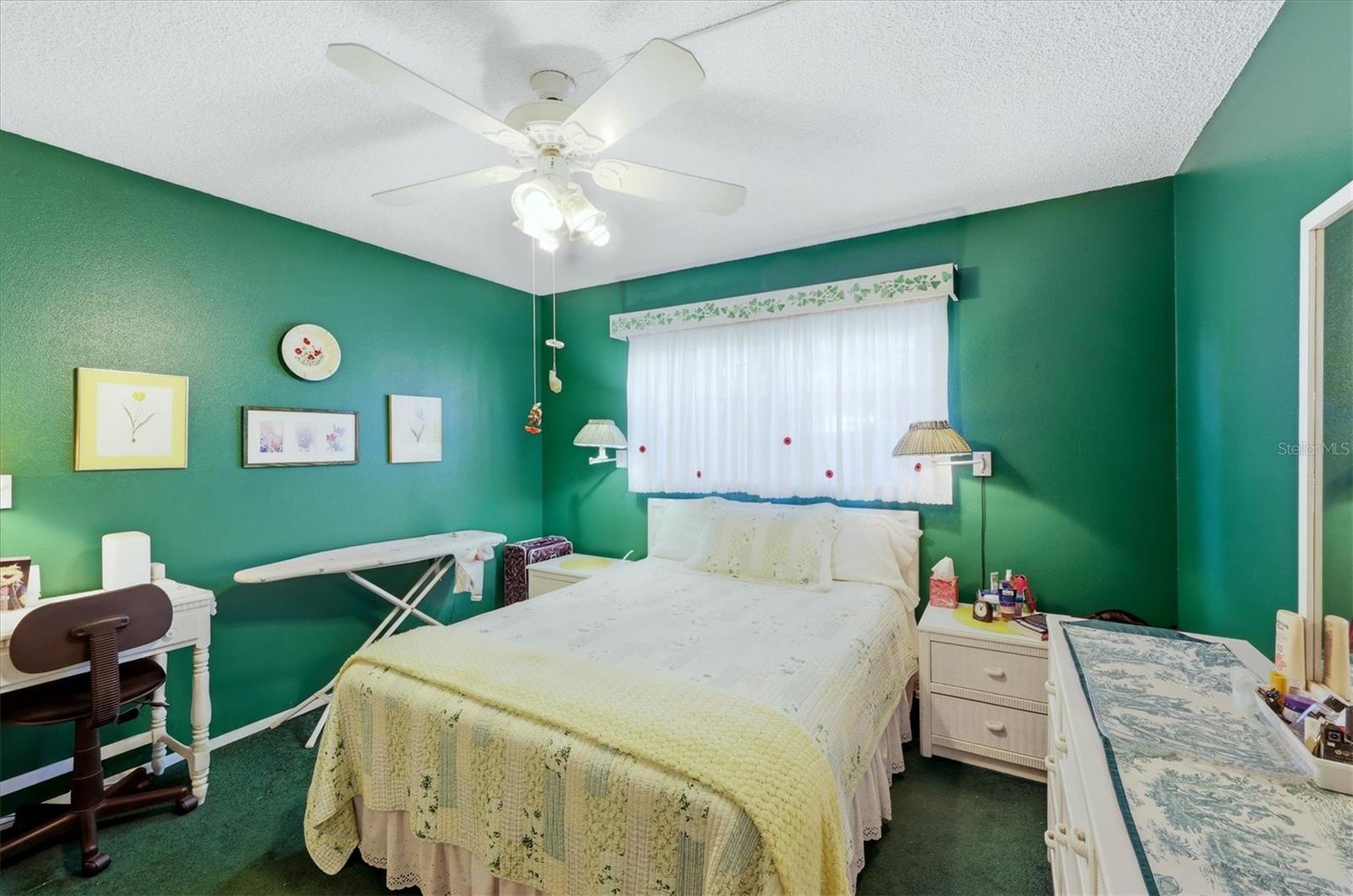 OAK FORREST - Residential