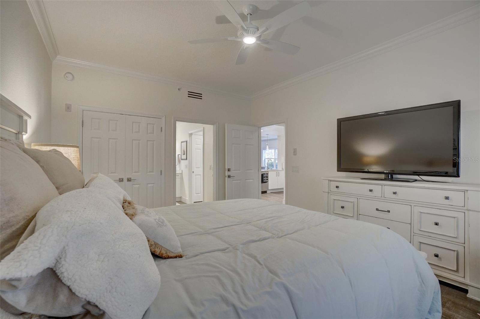 VILLAS AT REUNION SQUARE CONDO PH 4 - Residential