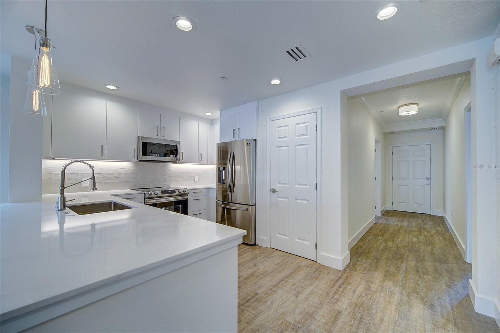 VILLAS AT REUNION SQUARE CONDO PH 4 - Residential