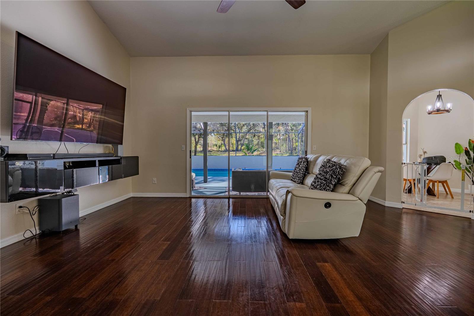 WOODHAVEN ESTATES - Residential