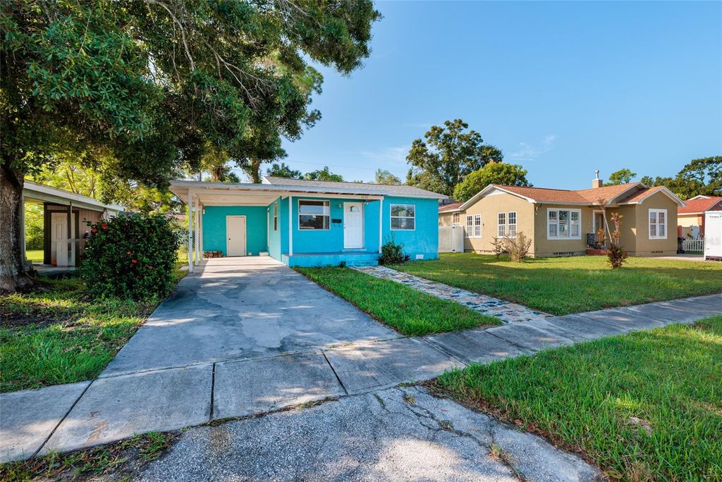 Photo of 3734 27th Avenue S, St Petersburg, FL 33711 (MLS # TB8435057)