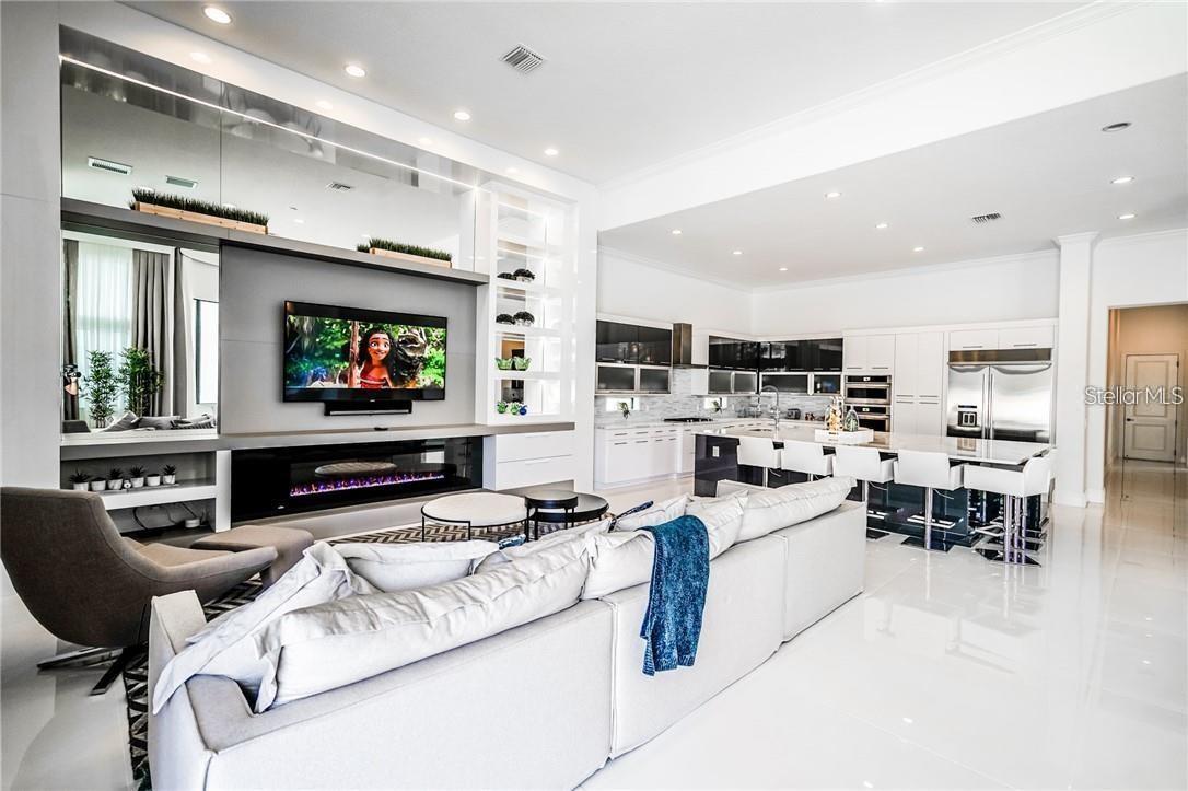 CASABELLA PH 2 - Residential Lease