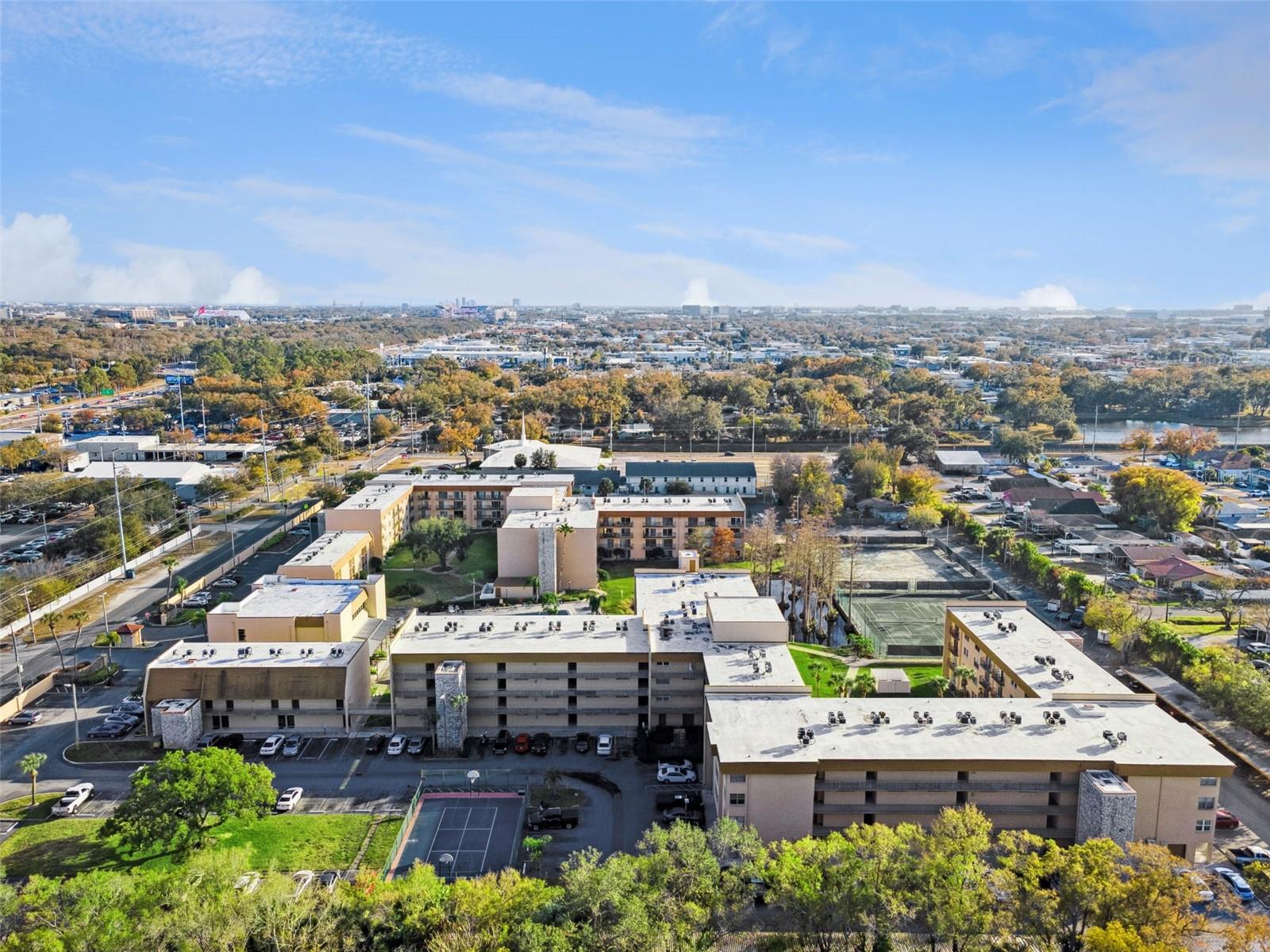 THE TAMPA RACQUET CLUB A CONDO - Residential