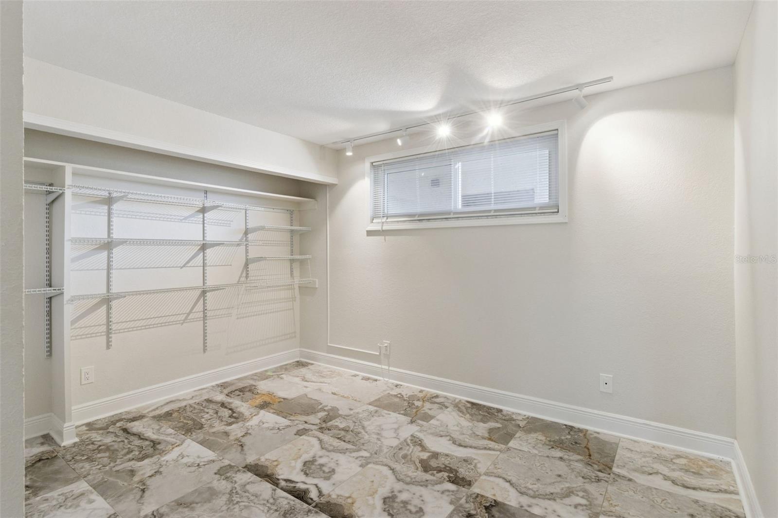 THE TAMPA RACQUET CLUB A CONDO - Residential