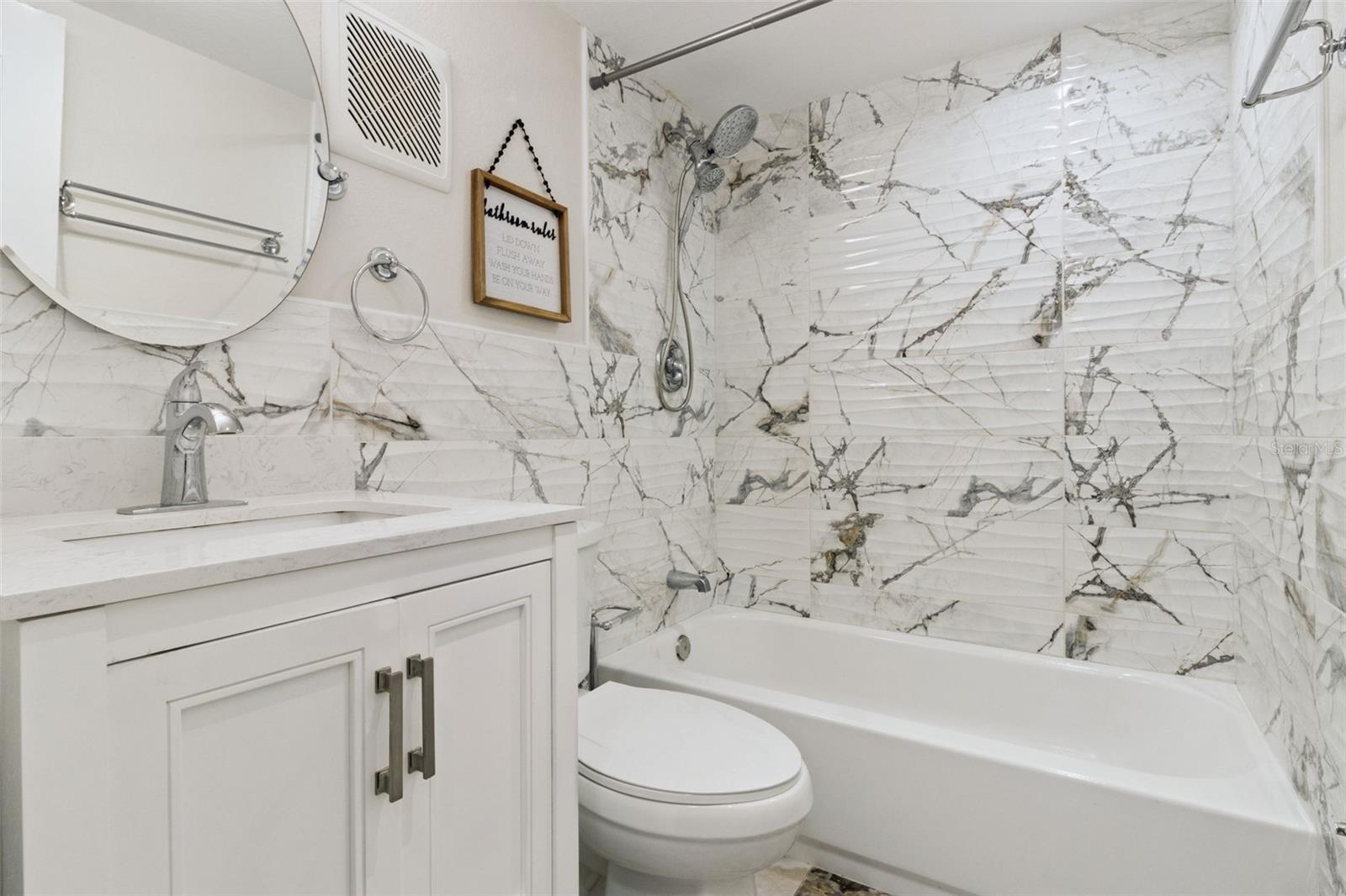 THE TAMPA RACQUET CLUB A CONDO - Residential