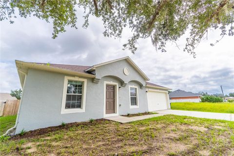 A home in POINCIANA