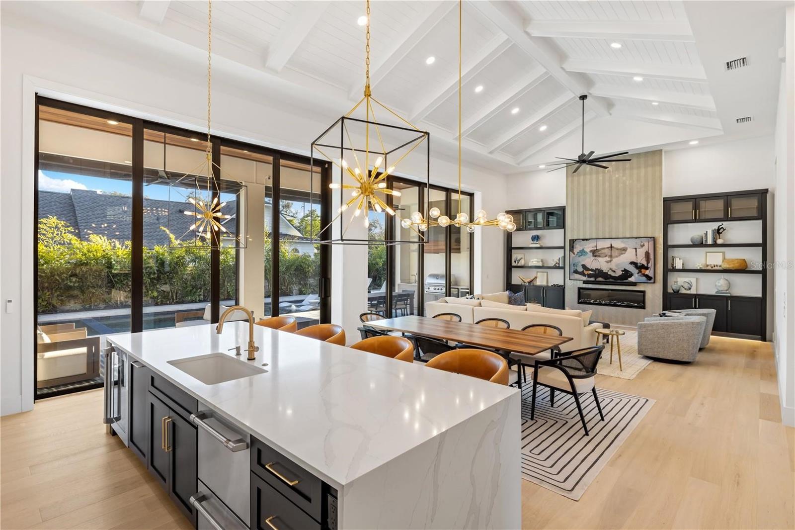 POINSETTIA PARK 2 - Residential