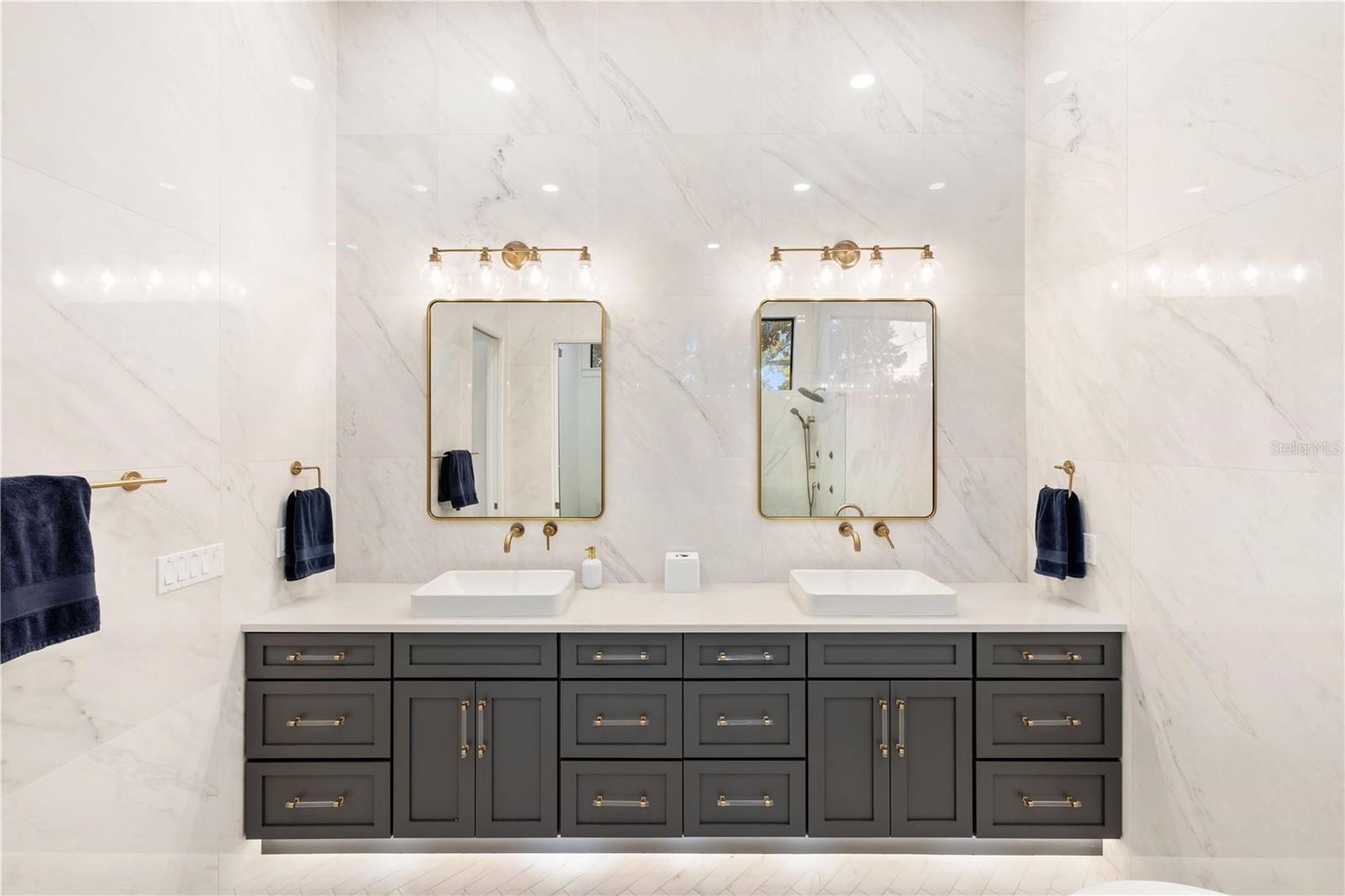 POINSETTIA PARK 2 - Residential