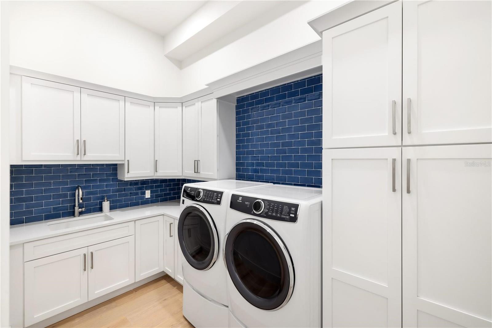 POINSETTIA PARK 2 - Residential