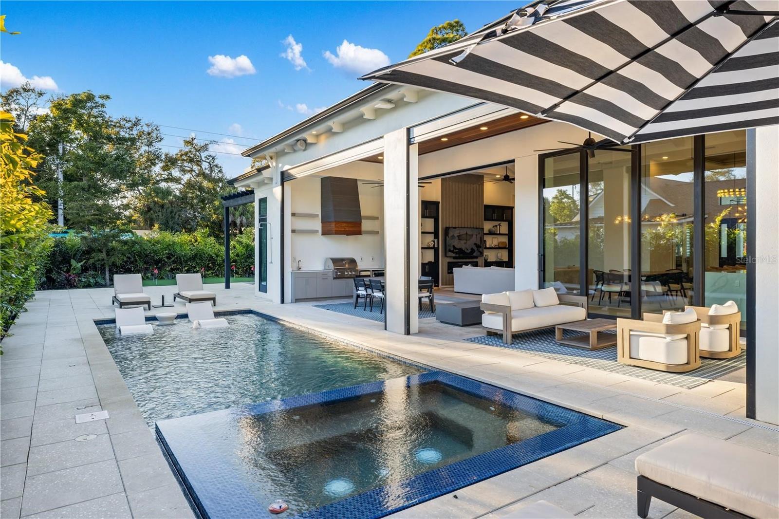 POINSETTIA PARK 2 - Residential