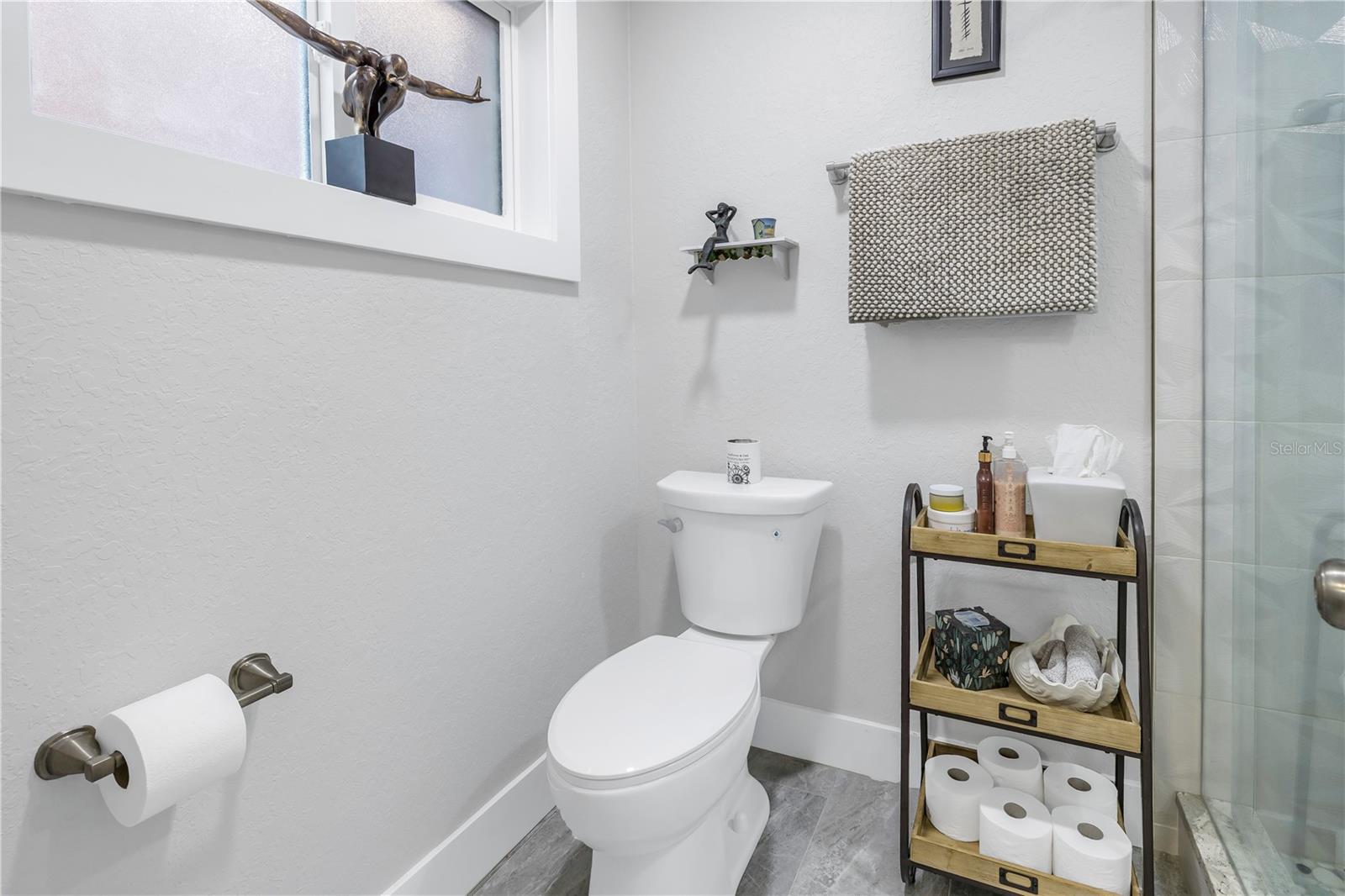 NIBROC CONDO - Residential