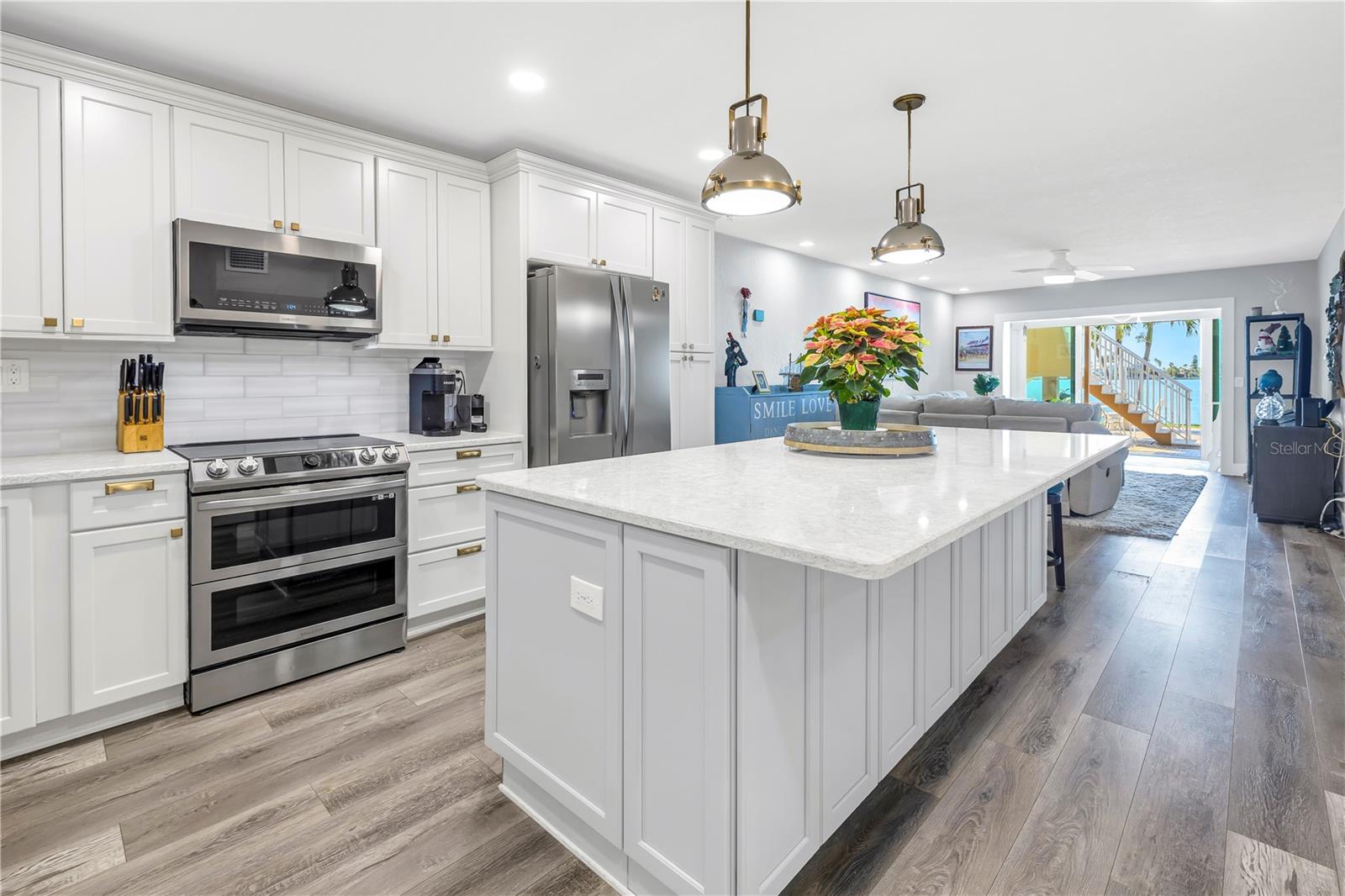 800 MADONNA BOULEVARD A