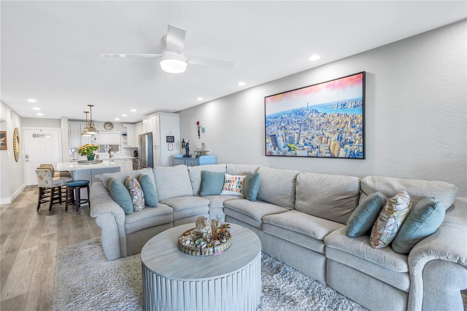 NIBROC CONDO - Residential