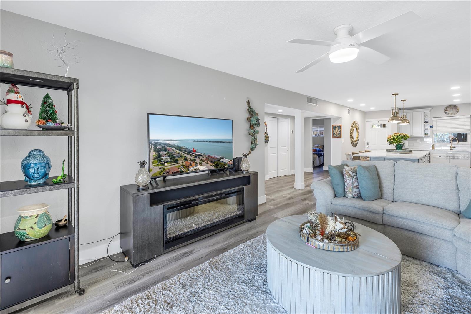 NIBROC CONDO - Residential