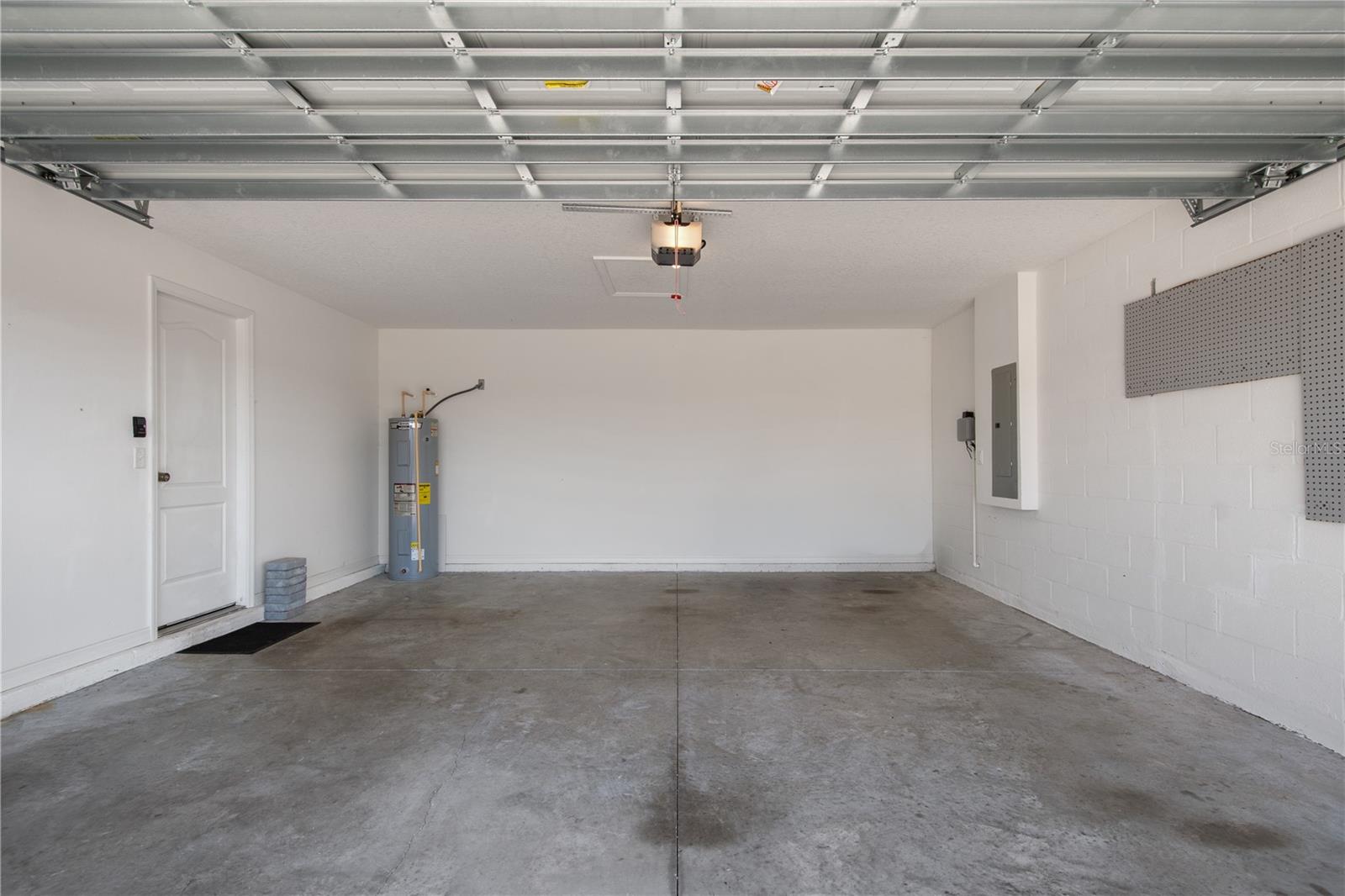 MASCOTTE LAKE JACKSON RIDGE PH 02 - Residential