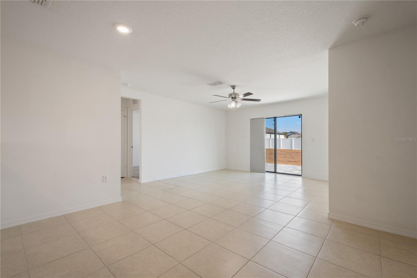 MASCOTTE LAKE JACKSON RIDGE PH 02 - Residential