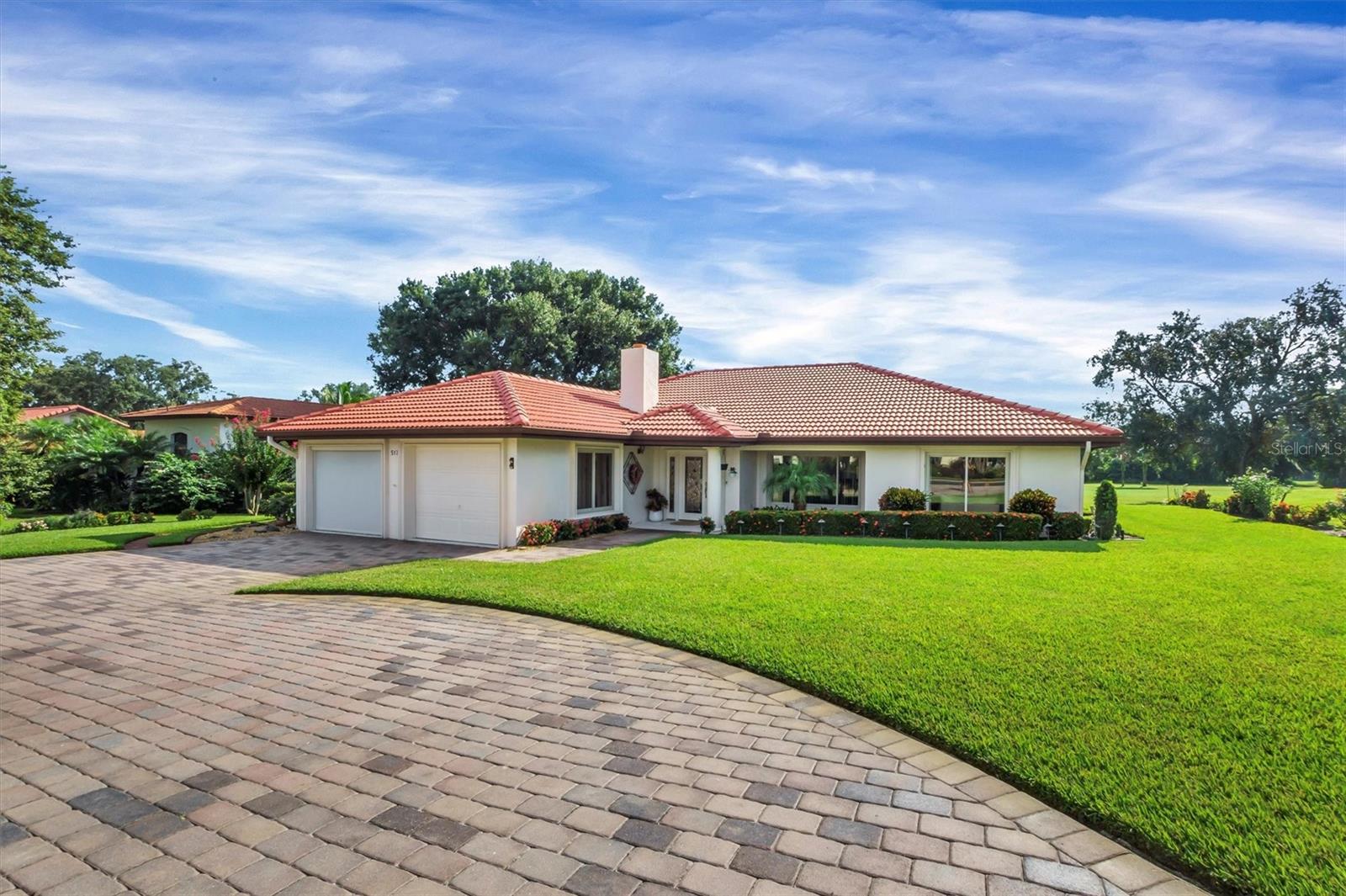 COUNTRY CLUB VILLAGE PH 02 - Residential