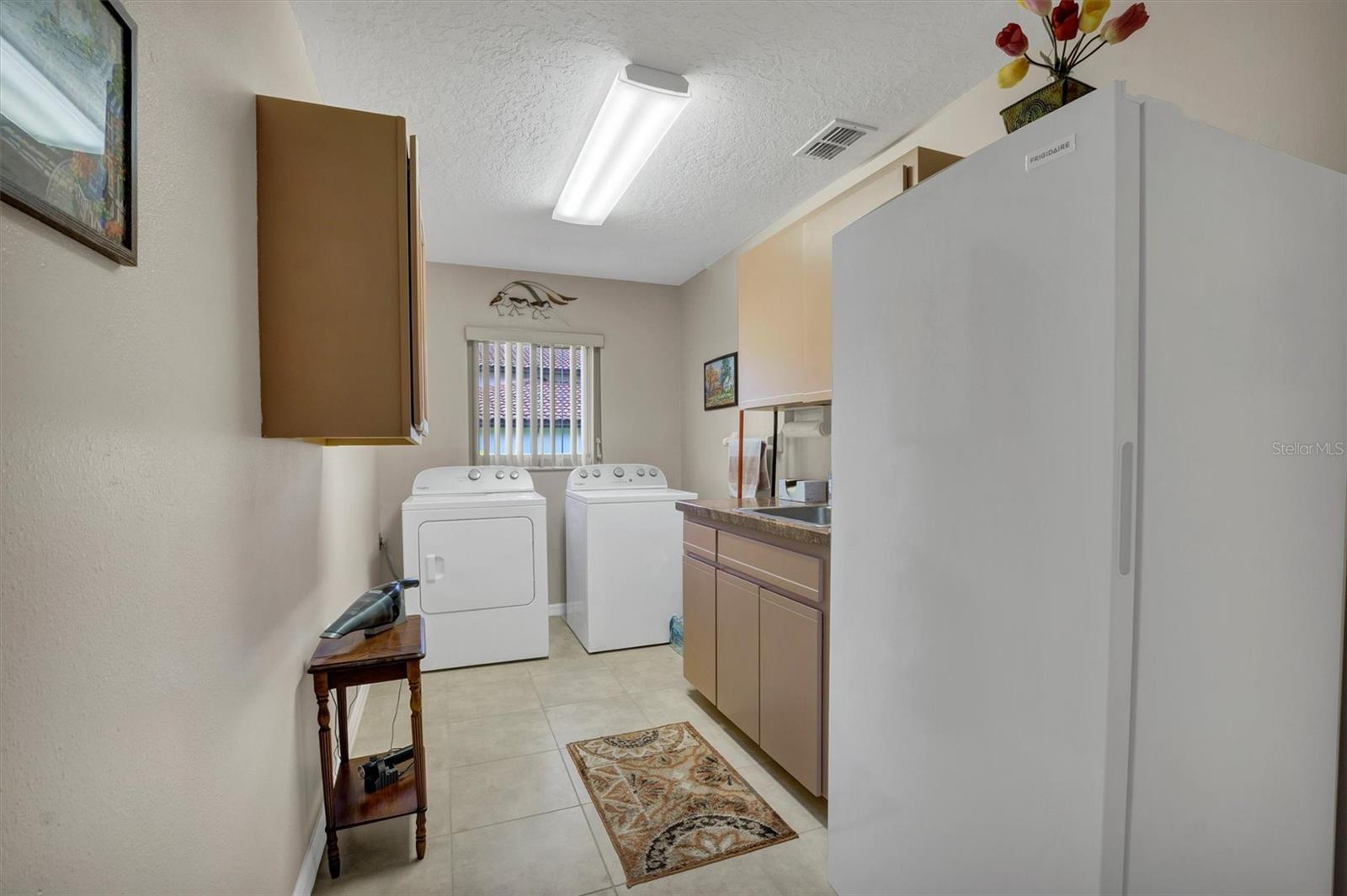 COUNTRY CLUB VILLAGE PH 02 - Residential