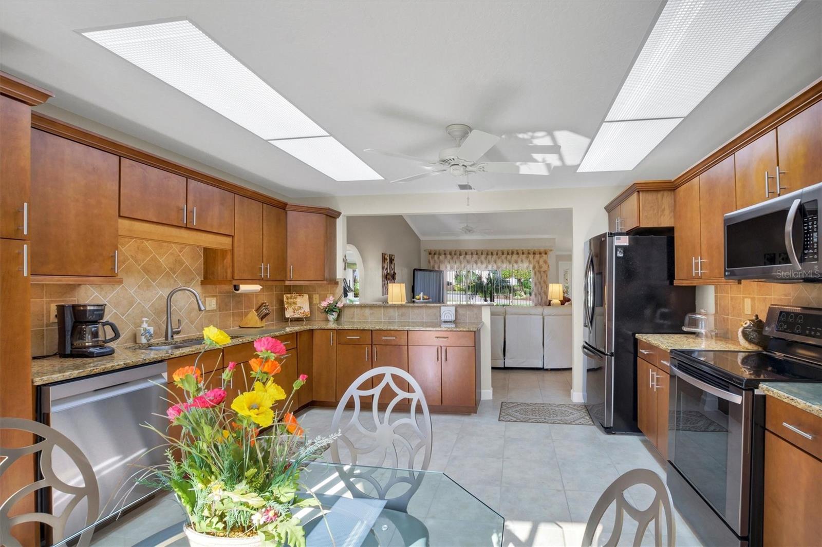 COUNTRY CLUB VILLAGE PH 02 - Residential