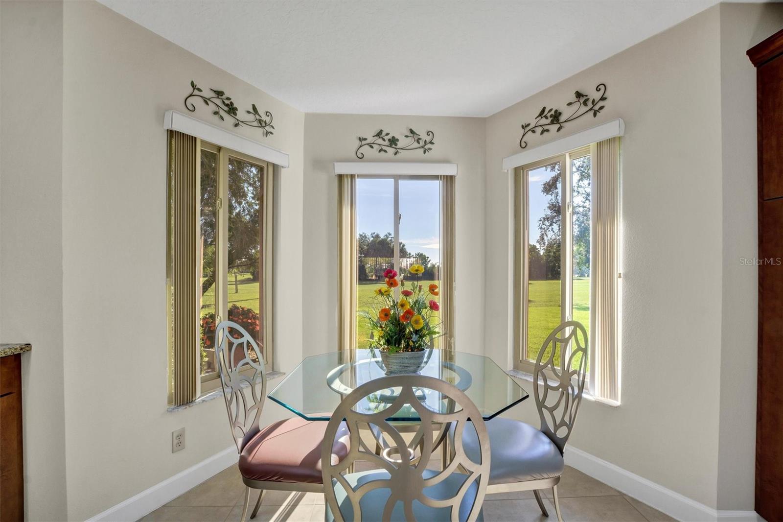 COUNTRY CLUB VILLAGE PH 02 - Residential