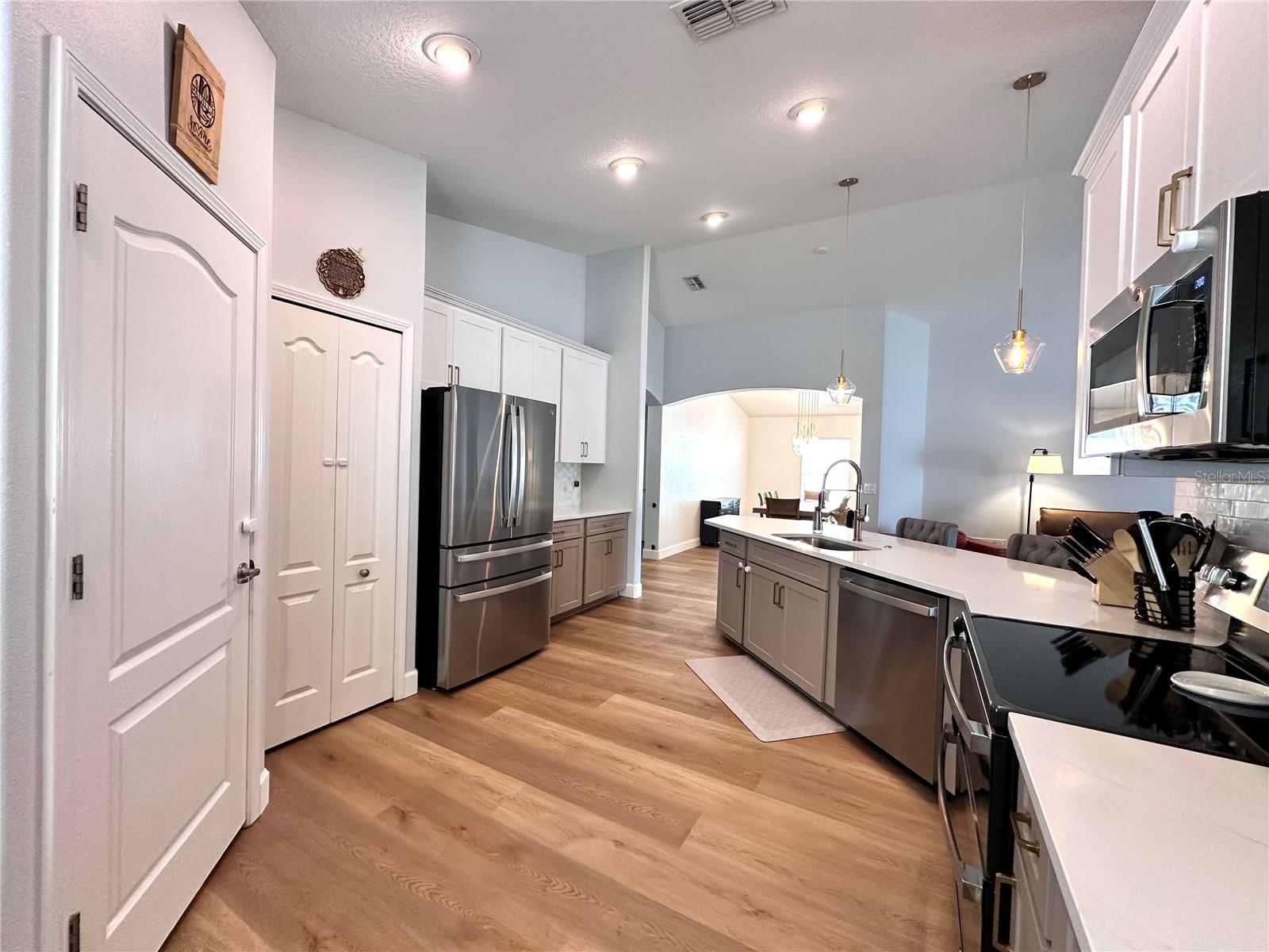 CONCORD STATION PH 4 UNS A & B - Residential