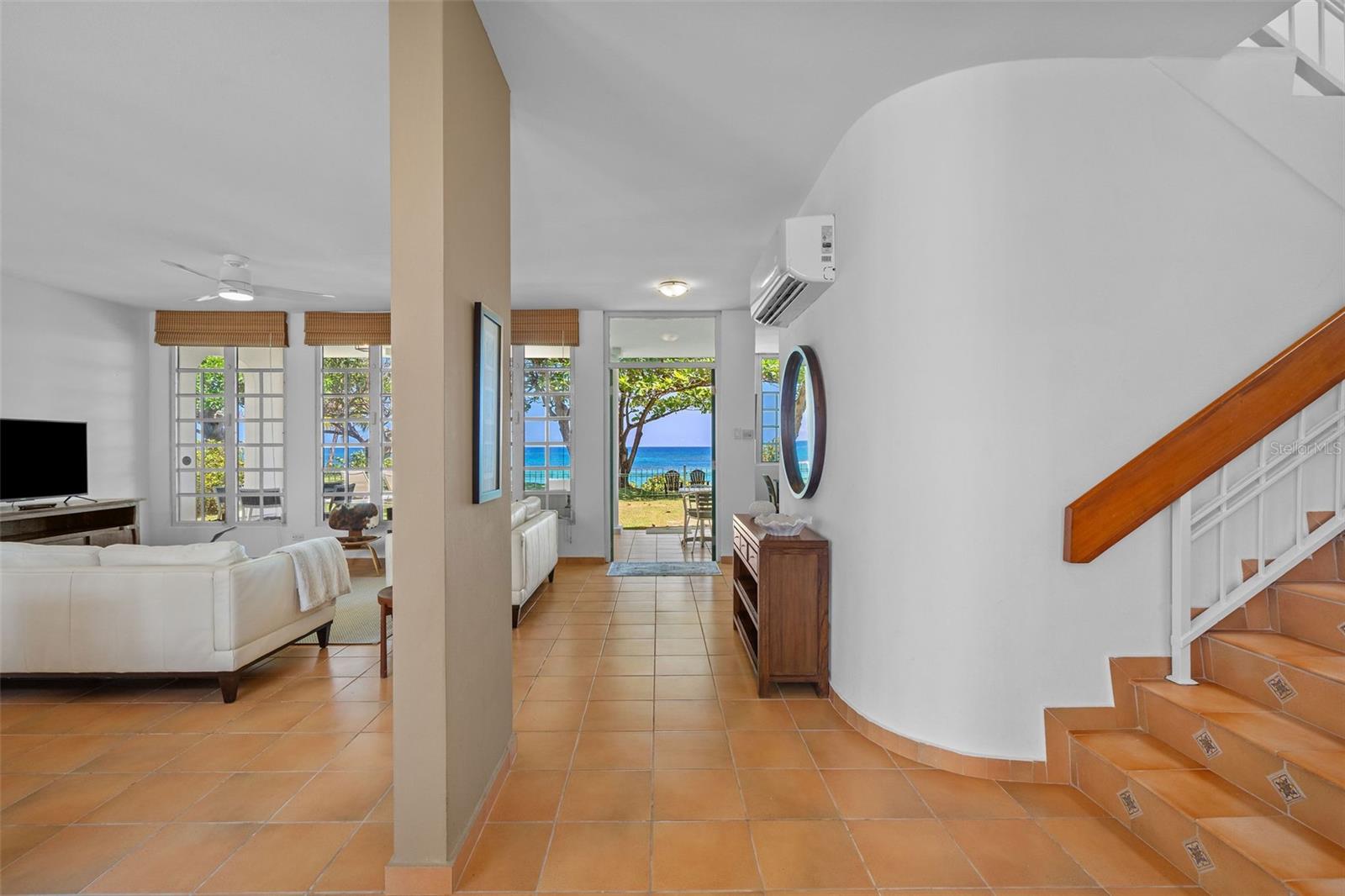 DORADO REEF - Residential Lease