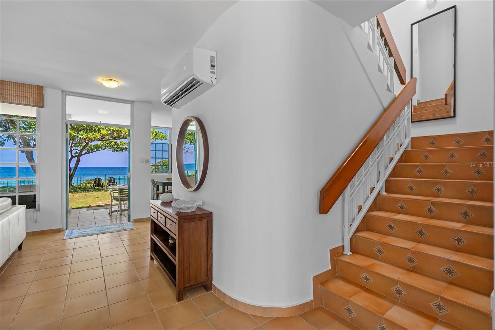 DORADO REEF - Residential Lease