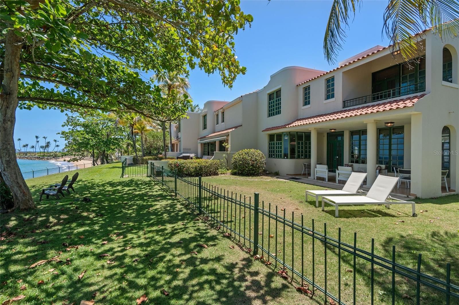DORADO REEF - Residential Lease