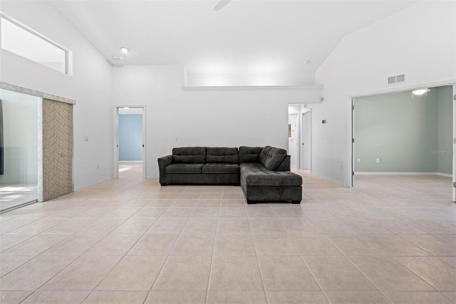 WELLINGTON AT SEVEN HILLS PH5A - Residential