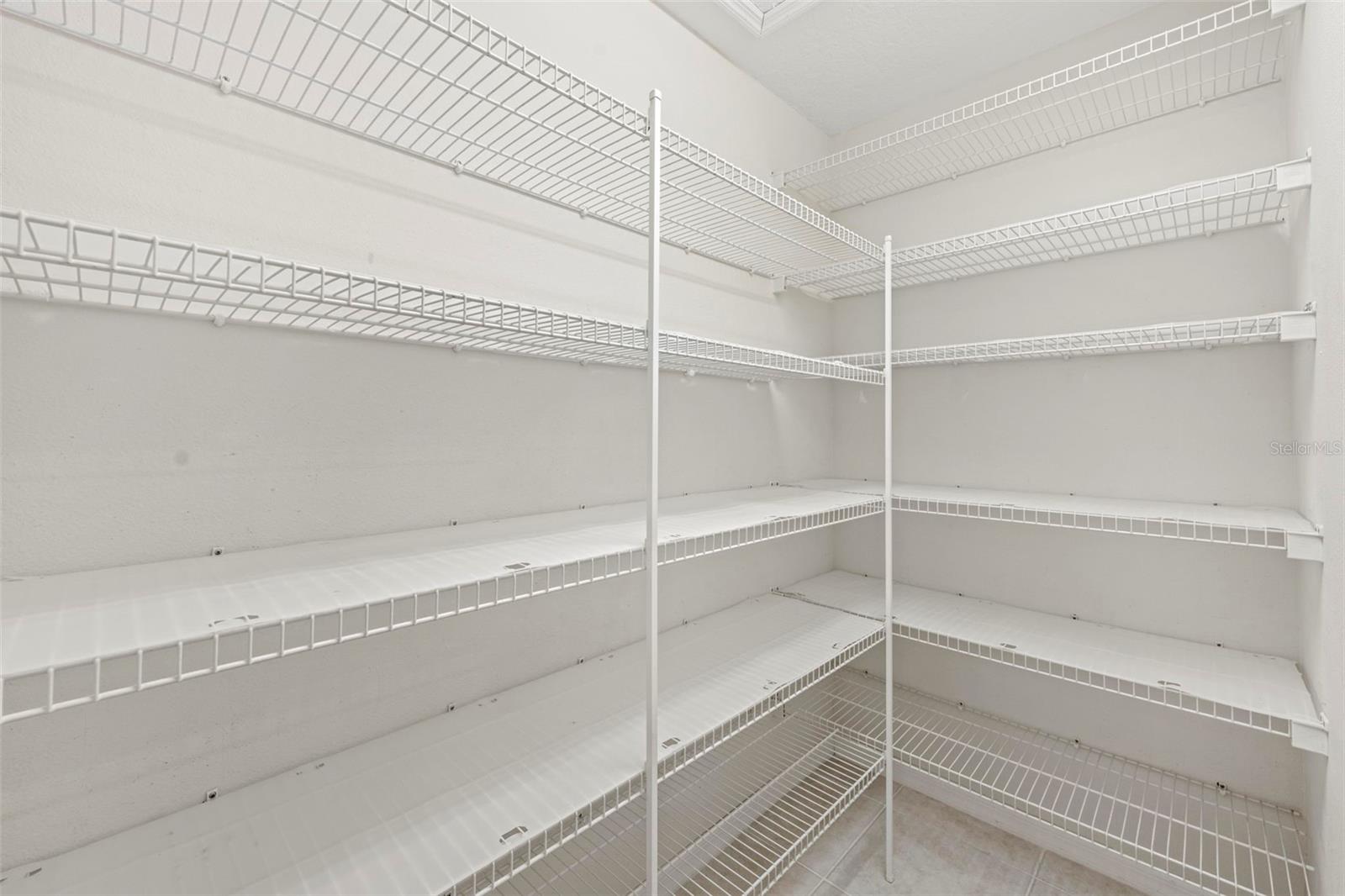 WELLINGTON AT SEVEN HILLS PH5A - Residential