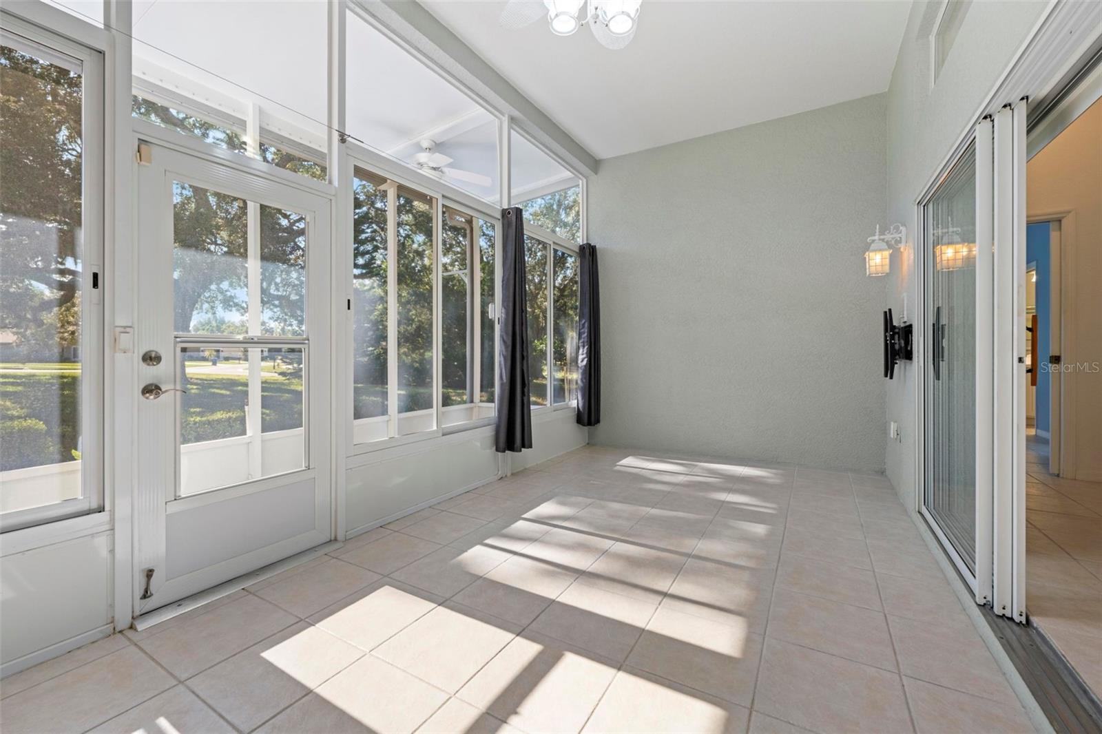 WELLINGTON AT SEVEN HILLS PH5A - Residential