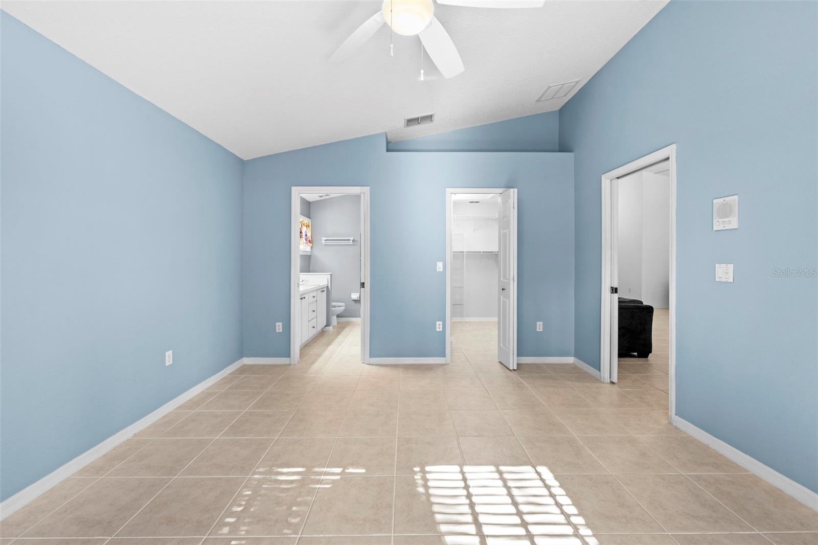 WELLINGTON AT SEVEN HILLS PH5A - Residential