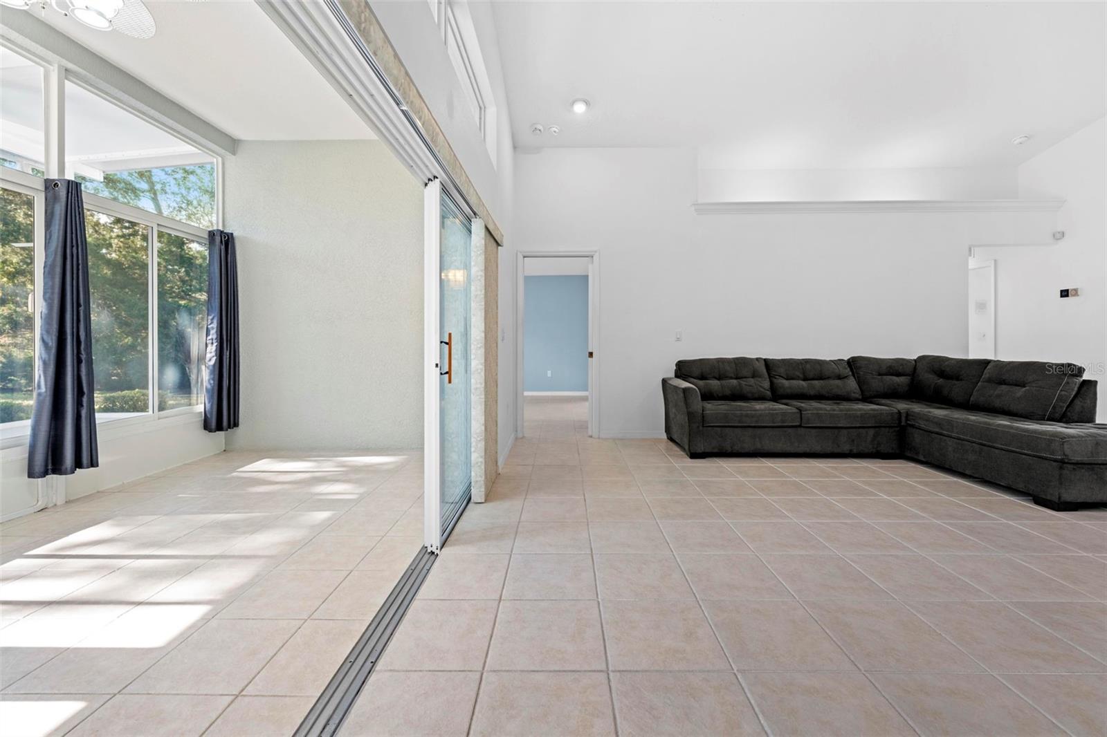 WELLINGTON AT SEVEN HILLS PH5A - Residential