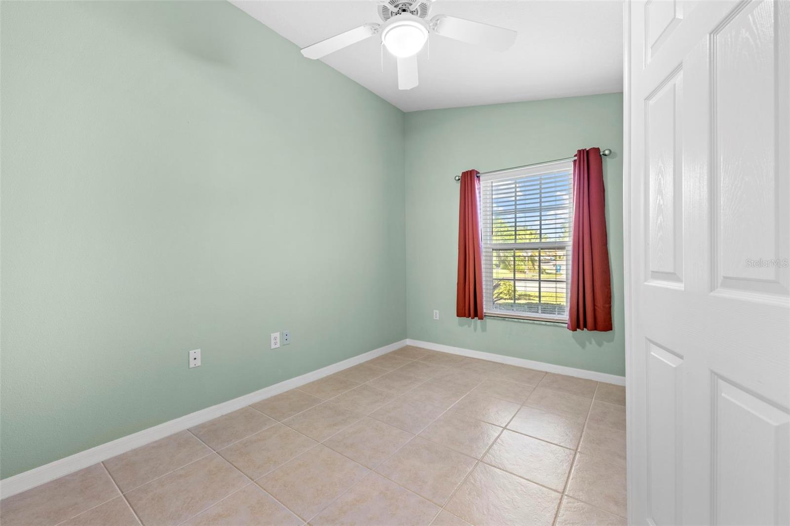 WELLINGTON AT SEVEN HILLS PH5A - Residential