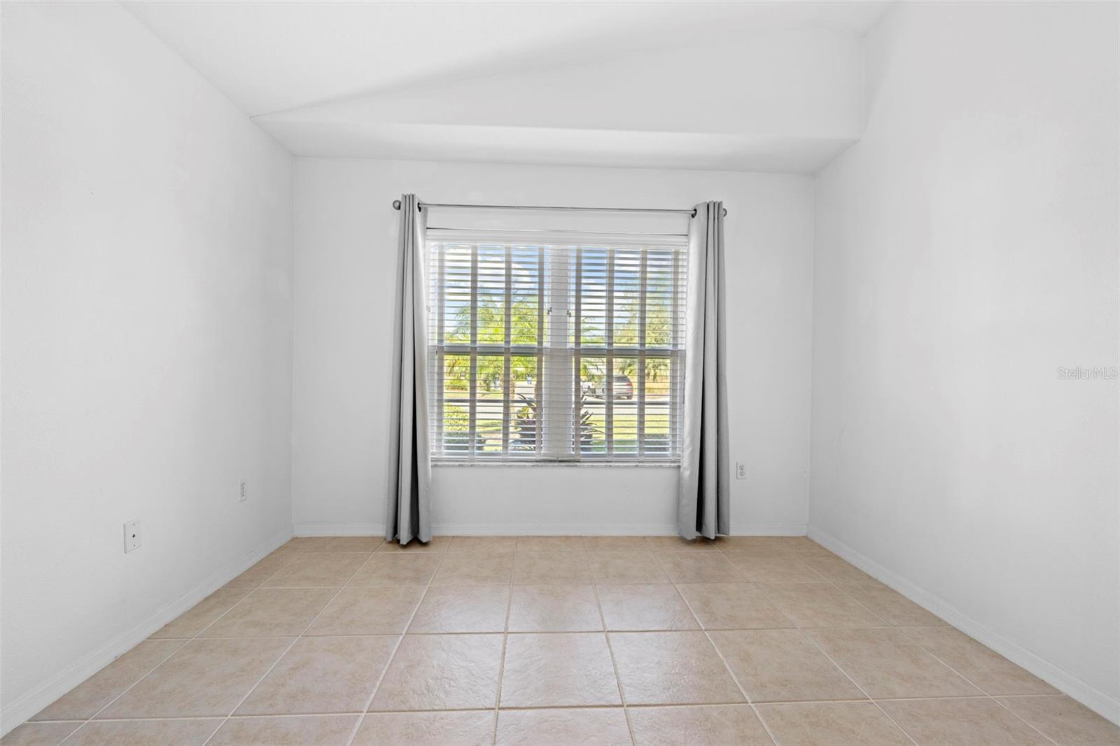 WELLINGTON AT SEVEN HILLS PH5A - Residential