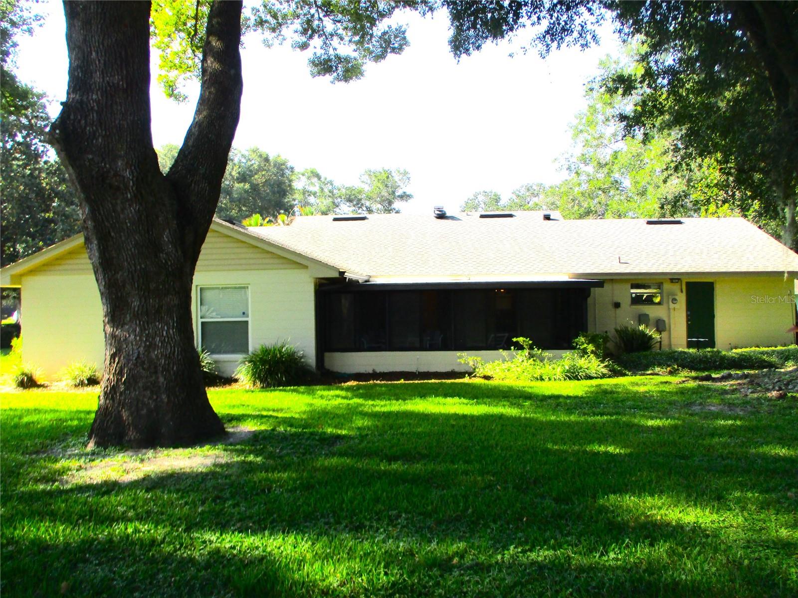 1118 KNIGHTS PLACE